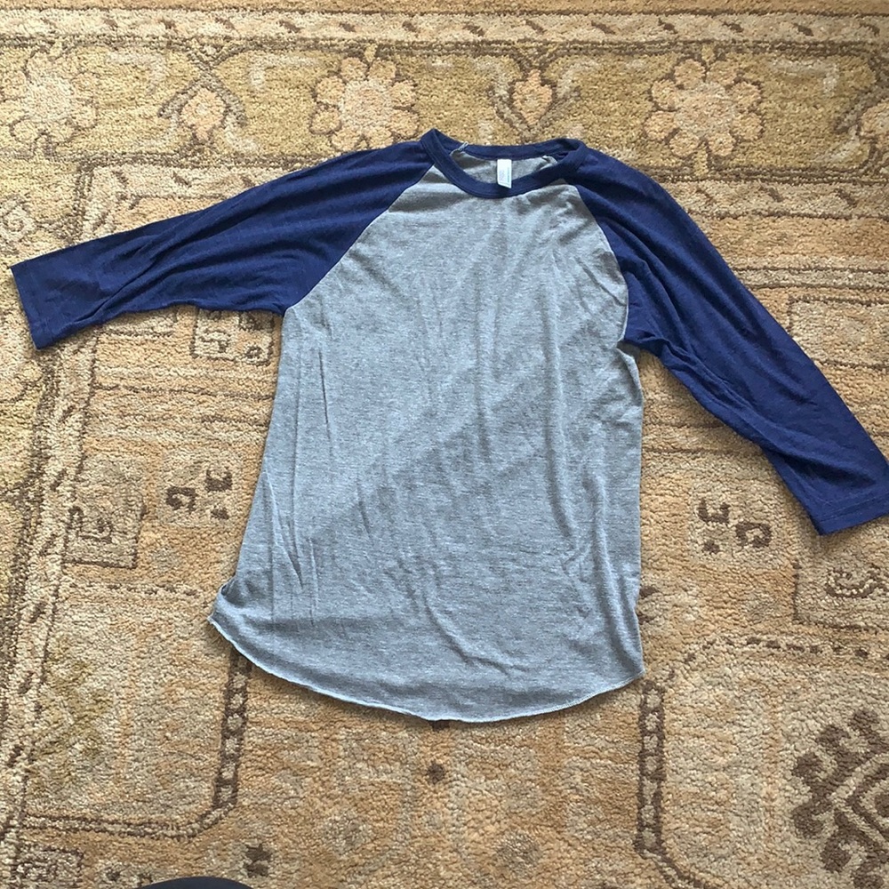 Baseball tee - size M